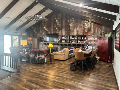 Luxury Grand Lake Waterfront Retreat – Monkey Island, Oklahoma